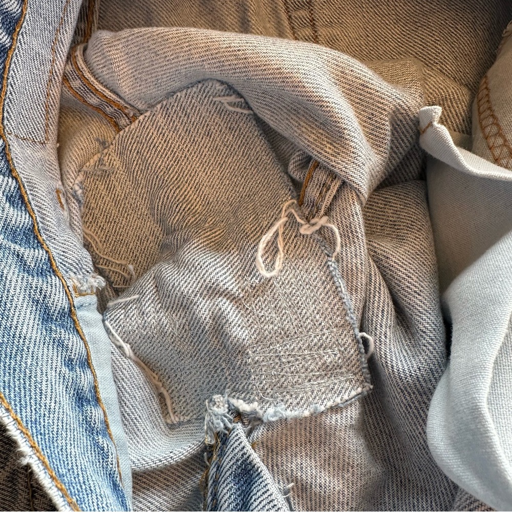 Vintage Levi's 550 Relaxed Fit Work Chore Jeans Flawed 2 pairs 34 x 34 - Picture 11 of 16